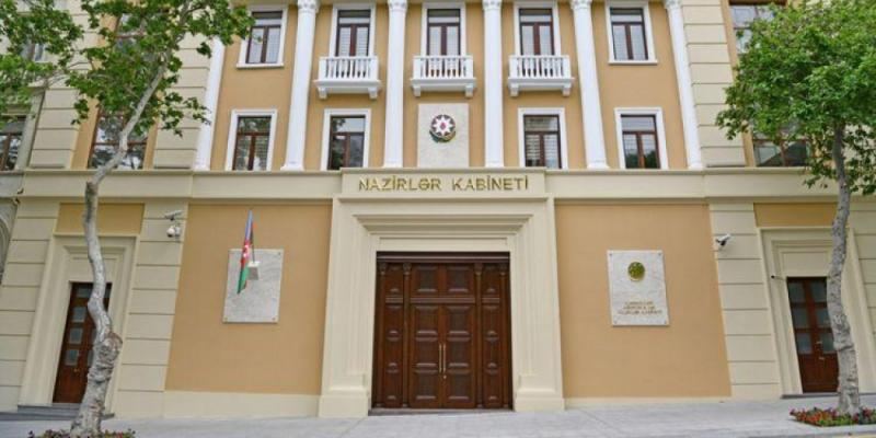 Daha iki ali məktəbə yeni hüquq verildi
