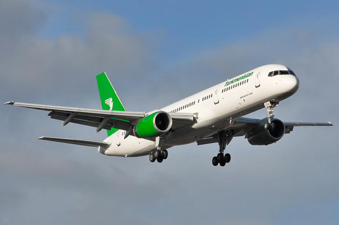 "Turkmenistan Airlines" Aşqabad-Moskva marşrutu üzrə uçuşları dayandırıb