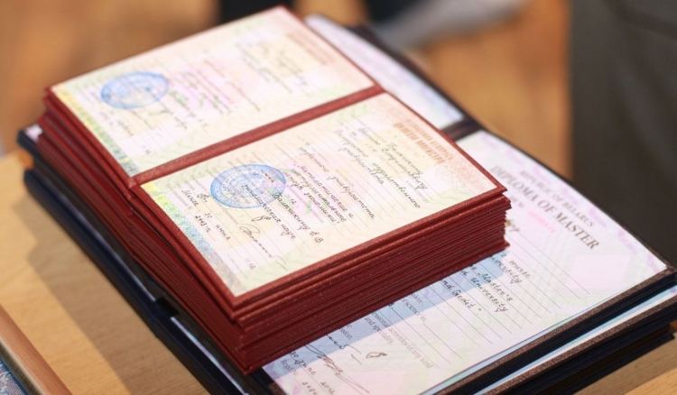 Xaricdə təhsil almış 82 nəfərin diplomu tanınmadı