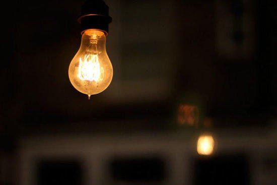Ölkədə bu tarixdən elektrik enerjisinin qiyməti UCUZLAŞACAQ - Komitə sədri AÇIQLADI
