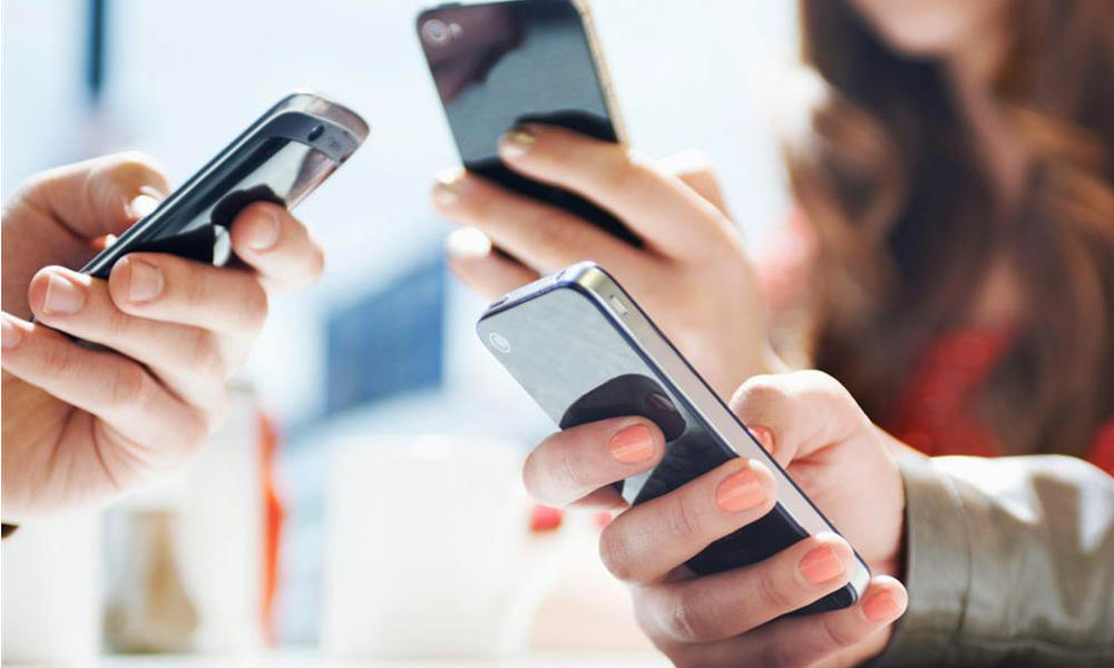 Azərbaycanda bu mobil telefonların qiyməti ucuzlaşacaq