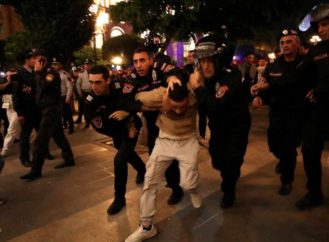 İrəvan bu gün də çalxalanacaq