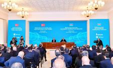 Prezident İlham Əliyev: Qars-Naxçıvan dəmir yolunun inşasına dair niyyət protokolunun imzalanması tarixi hadisədir