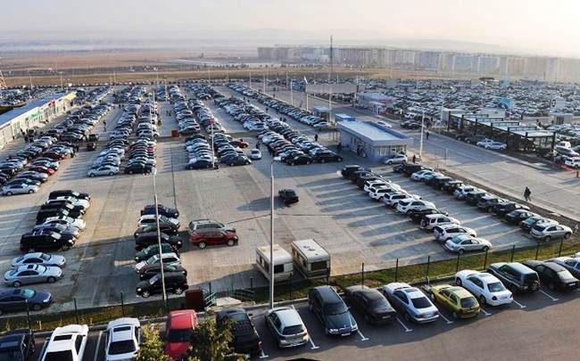 Gürcüstan Aİ avtomobillərinin Rusiyaya ixracını qadağan edib