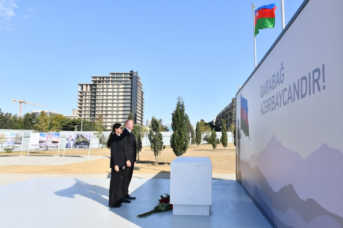 Prezident və birinci xanım Bakıda inşası davam etdirilən Zəfər parkında olubla