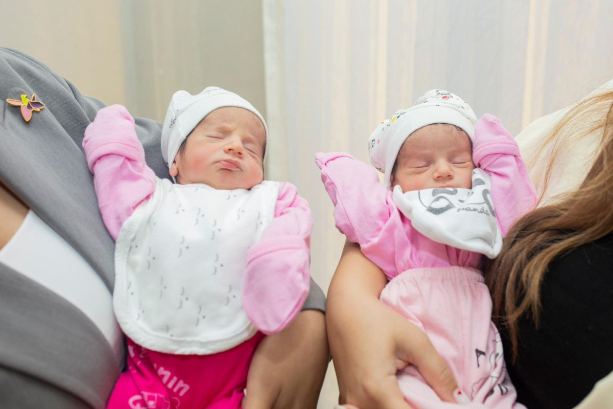 Şəhidin yeni doğulan əkiz övladları üçün hesab açılacaq