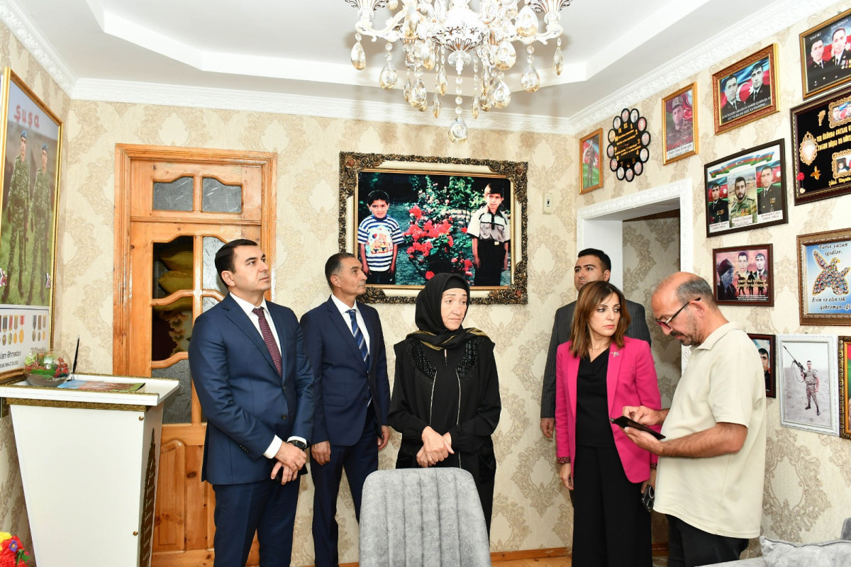 Adil Kərimli Mingəçevirdə mədəniyyət müəssisələrində olub