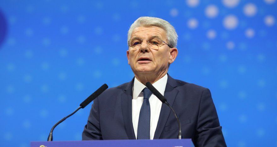 Şefik Caferoviç Prezident İlham Əliyevə təbrik məktubu yollayıb