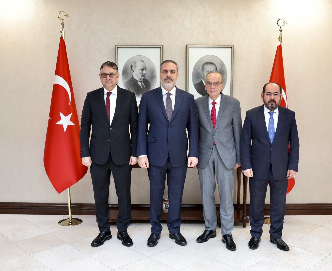 Hakan Fidan Ankarada bir sıra diplomatik görüşlər keçirib