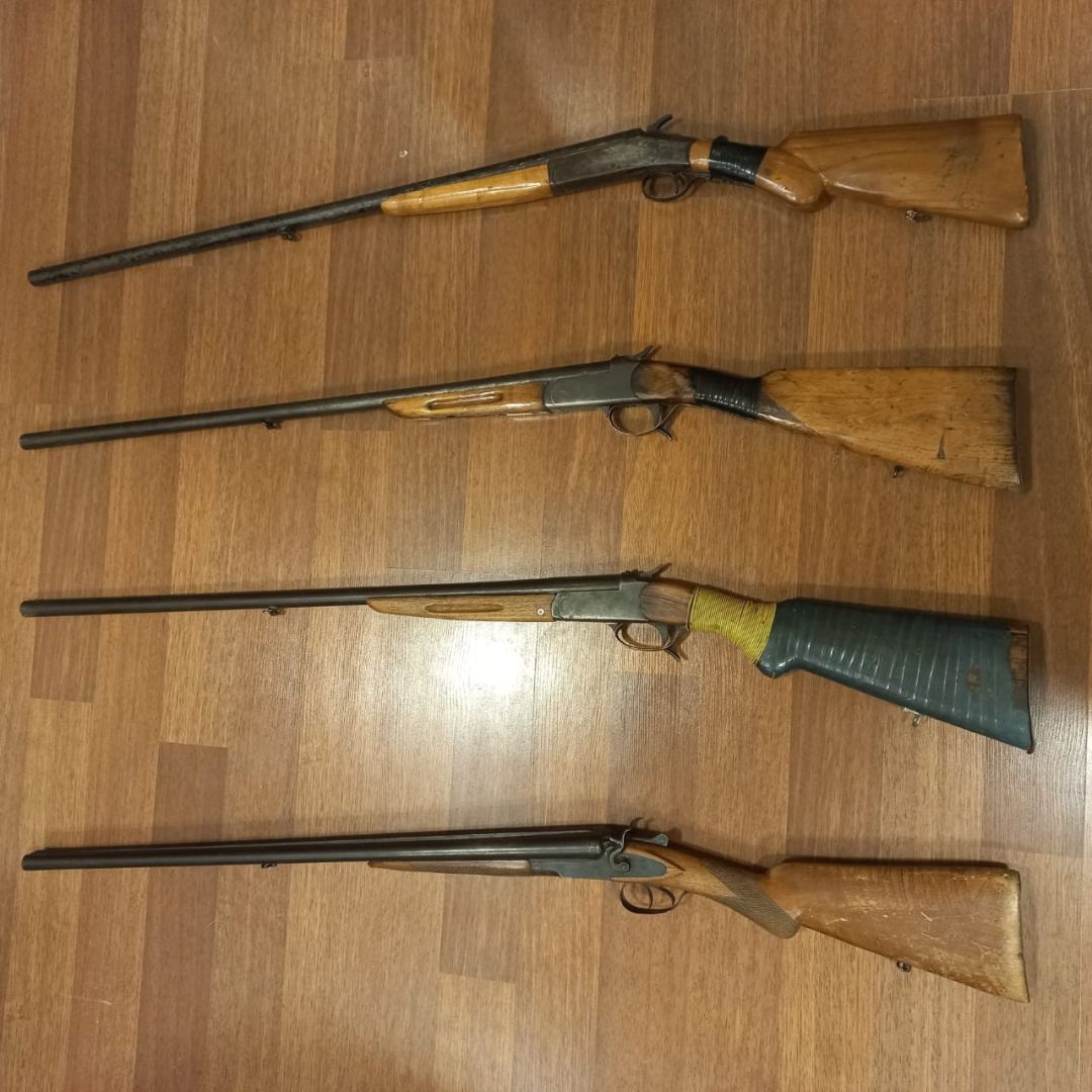 Samux sakinlərindən qanunsuz silahlar götürülüb