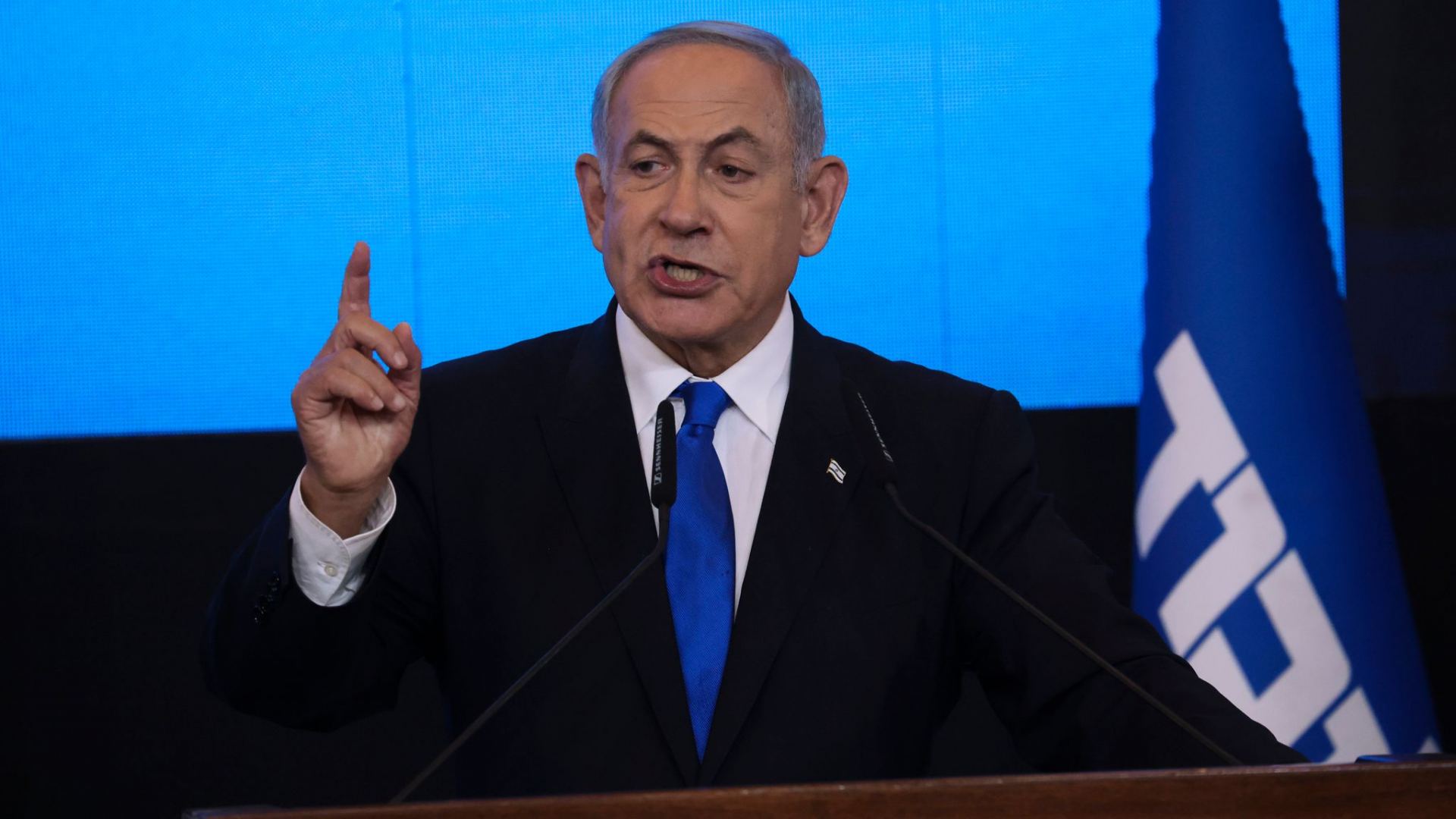 Netanyahu Livanda təhlükəsizlik bərpa olunana qədər atəşi dayandırmayacağını bildirib