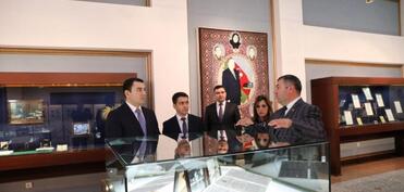 Mədəniyyət naziri Naxçıvan şəhərində Heydər Əliyev Muzeyini ziyarət edib