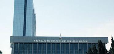 Milli Məclisin komissiyası vətəndaşları diqqətli olmağa, saxta informasiyalara inanmamağa çağırıb