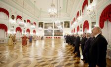 Prezident İlham Əliyev Sankt-Peterburqda “Böyük Peterhof Sarayı” ilə tanış olub - FOTO