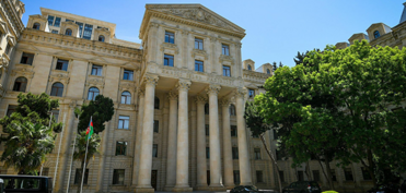 Азербайджан поздравил Сербию