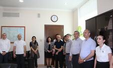 YAP Xətai rayon təşkilatında partiya sıralarına yeni qəbul olunanlara üzvlük vəsiqələri təqdim edilib - FOTO