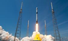 “SpaceX” kosmik turizm üçün müraciətləri qəbul etməyə başlayıb