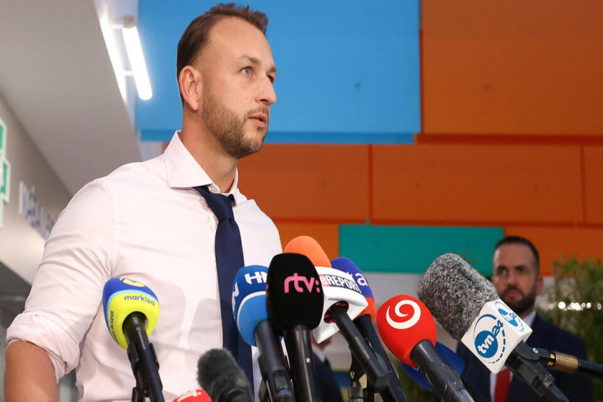 DİN rəhbəri: Slovakiya vətəndaş müharibəsinin astanasındadır