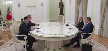 Путин встретился с Фиданом - ВИДЕО