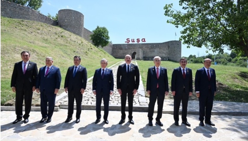 Геополитическая истерика