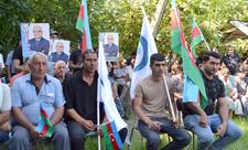 Elçin Mirzəbəyli Pirhəsənli və Növçü kəndlərində seçicilərlə görüşüb