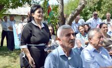 Elçin Mirzəbəyli Kalva kəndində seçicilərlə görüşüb