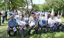 Elçin Mirzəbəyli Kalva kəndində seçicilərlə görüşüb