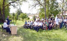 Elçin Mirzəbəyli Kalva kəndində seçicilərlə görüşüb