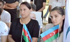 Elçin Mirzəbəyli Muradlı və Ərəbsarvan kəndlərində seçicilərlə görüşüb