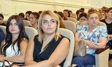 Elçin Mirzəbəyli Ağsu Mədəniyyət Evində seçicilərlə görüşüb