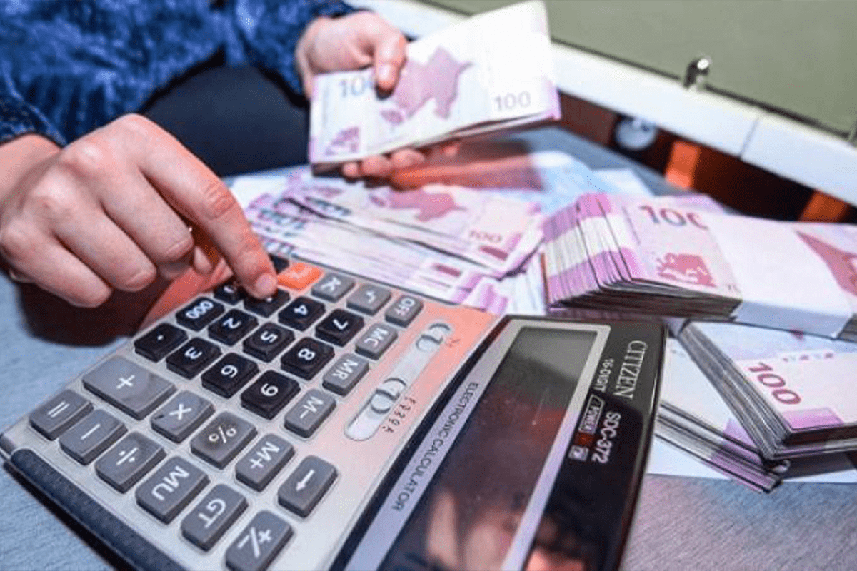 Təhsilalanlara düşən illik təhsil xərclərinin miqdarının artırılmasının səbəbi açıqlanıb