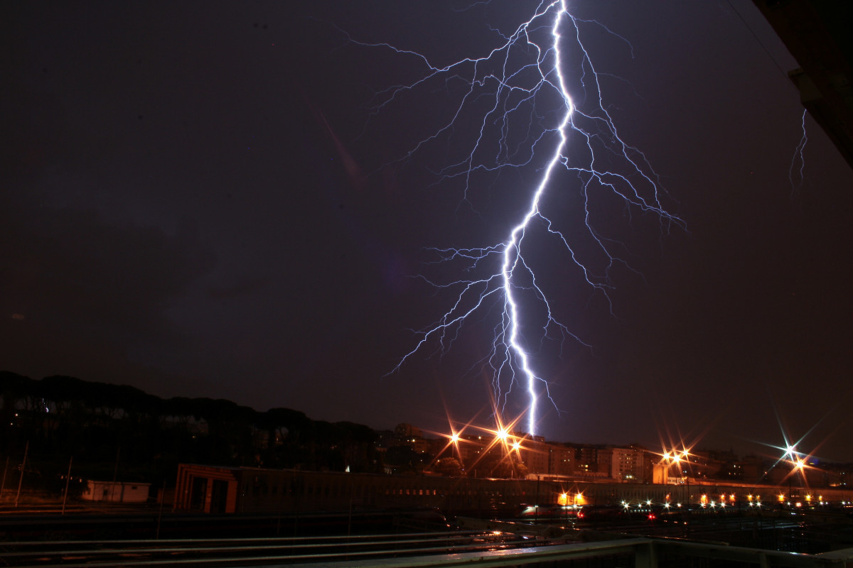 Hindistanda ildırım vurması nəticəsində 7 nəfər ölüb