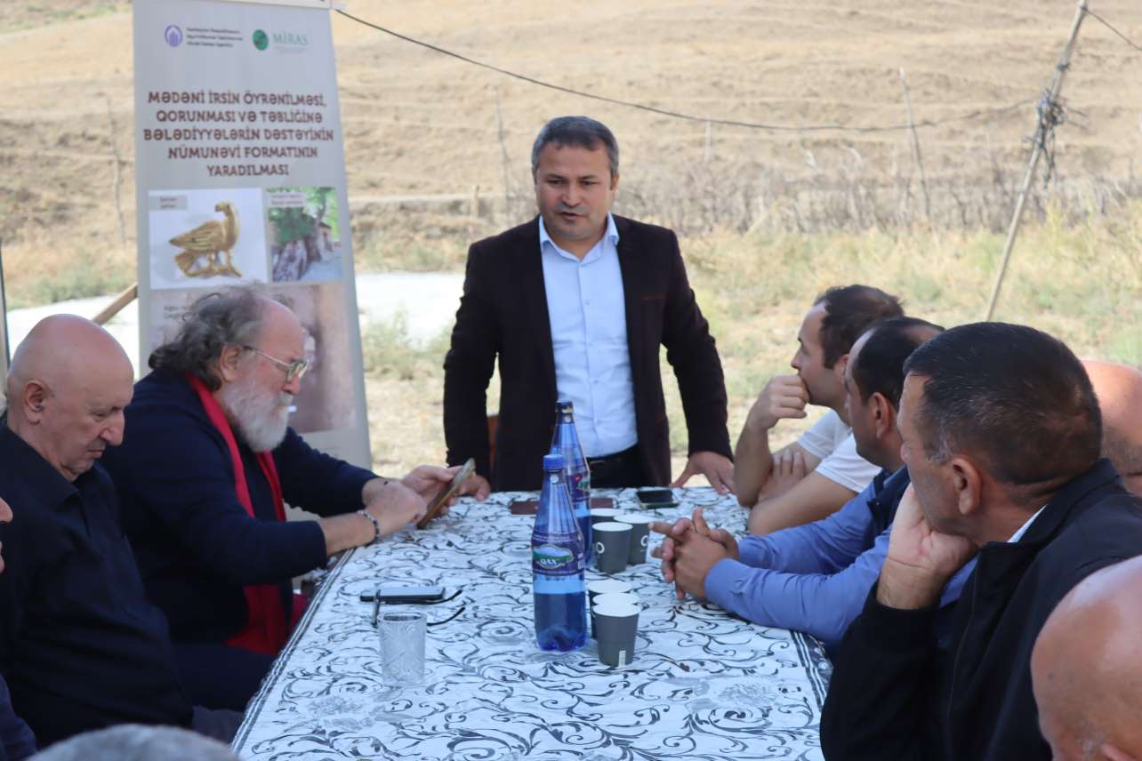 Nərgizava yaşayış yeri və nekropolu yerli əhəmiyyətli arxeoloji abidəsinin mühafizə vəziyyəti müzakirə olunub