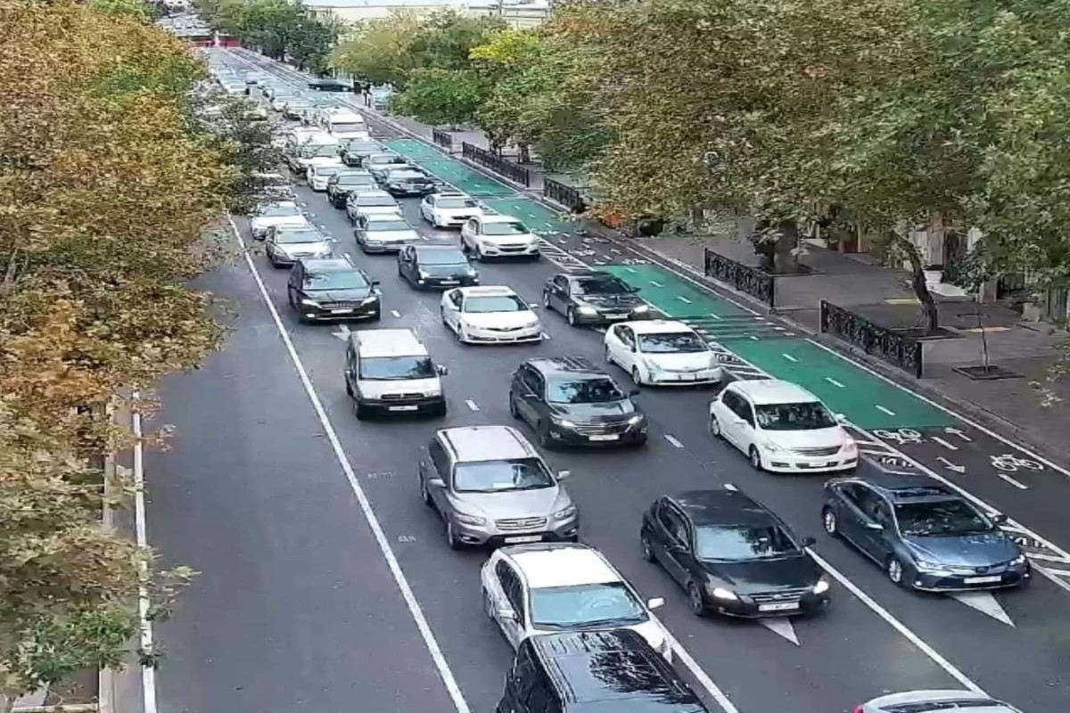 Bakıda bu yollarda sıxlıq var - SİYAHI