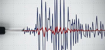 Ficinin şərq sahillərində zəlzələ baş verib