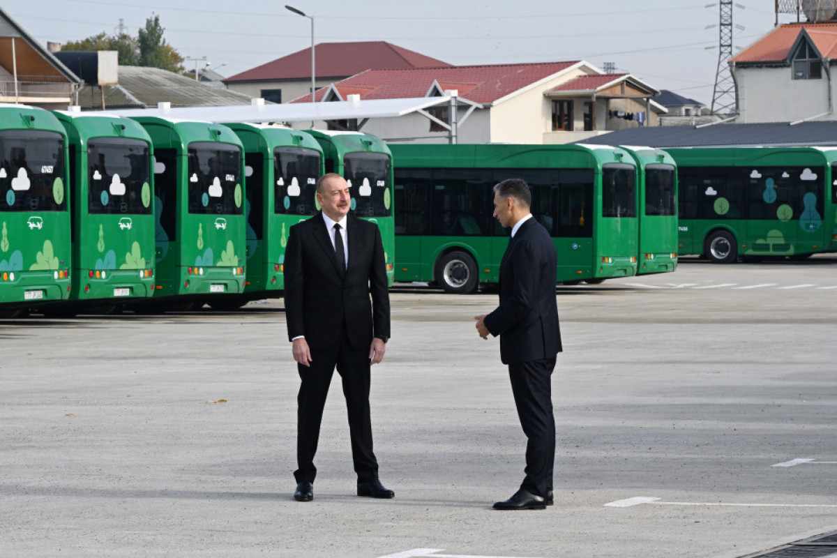 Prezident İlham Əliyev Zığ Elektrik Avtobus Parkının fəaliyyəti ilə tanış olub  - FOTO - YENİLƏNİB