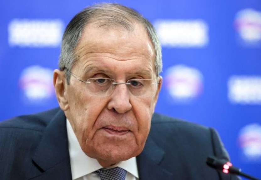 Top Amerika tərəfindədir - Lavrov