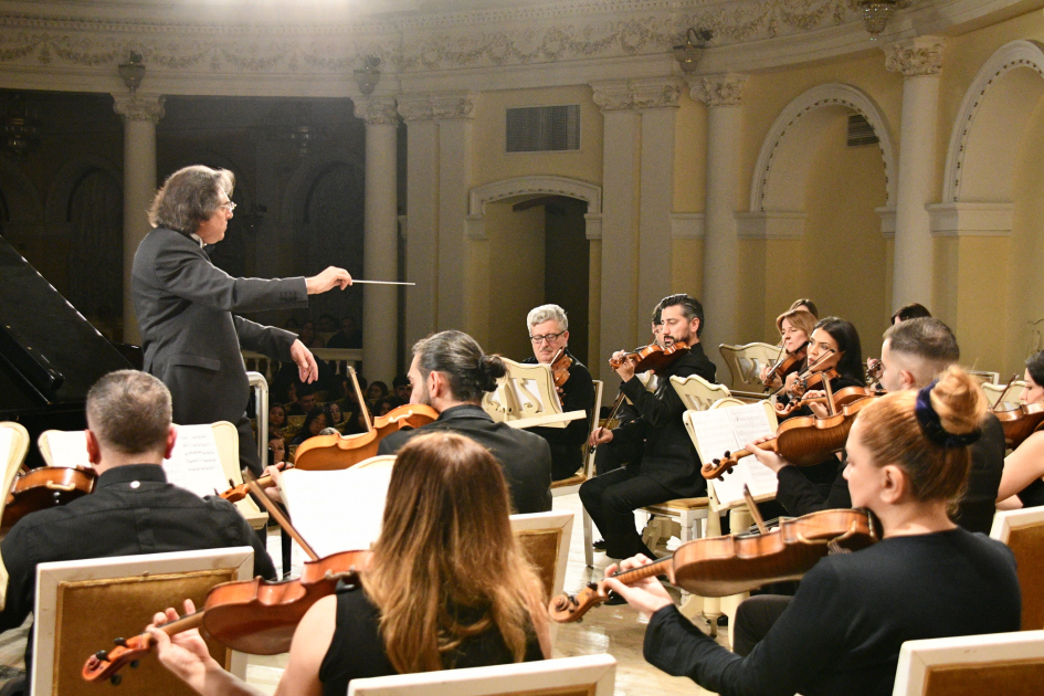 Filarmoniyanın səhnəsində COP29-a həsr edilmiş konsert olub