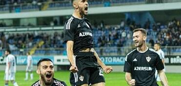 "Qarabağ" 5-0 qalib gəldi, liderliyə yüksəldi