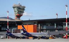 Aeroportda saxlanılan məmur həbs edildi