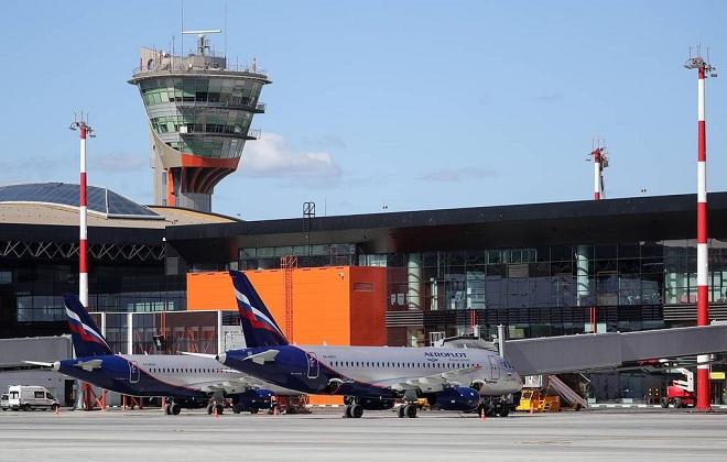 Aeroportda saxlanılan məmur həbs edildi