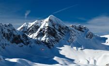 İtaliyada itkin düşən alpinistlərin axtarışı dayandırıldı