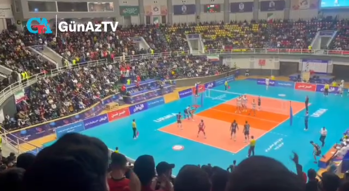 Urmu voleybol komandasının azarkeşləri Azərbaycan xalqına başsağlığı verib