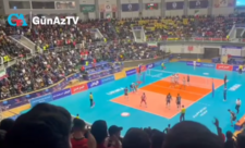 Urmu voleybol komandasının azarkeşləri Azərbaycan xalqına başsağlığı verib