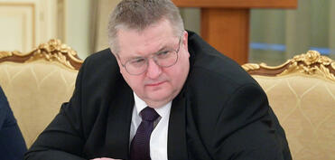 Оверчук находится с визитом в Армении