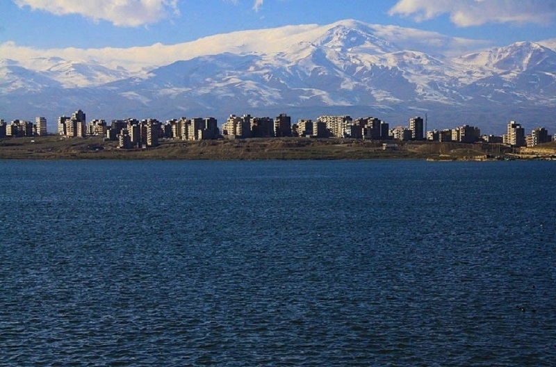 Ərdəbildə ekoloji peoblem - Şorabil gölünə dizel yanacağı axıdılır