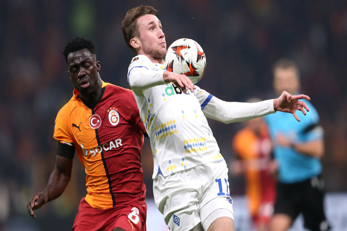 “Qalatasaray” öz meydanında “Dinamo” ilə heç-heçə edib