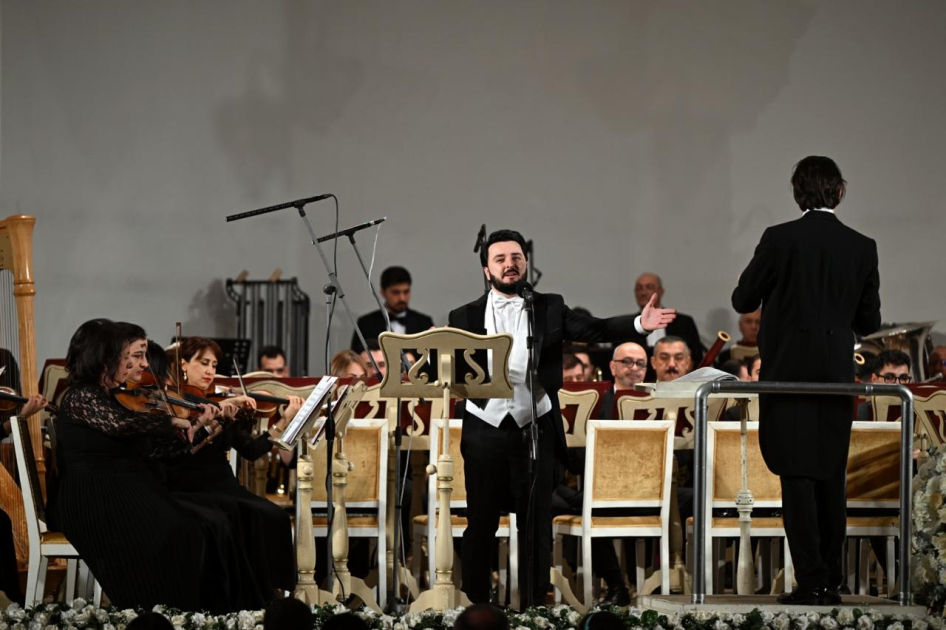 Filarmoniyada Polad Bülbüloğlunun yubiley konserti keçirilib