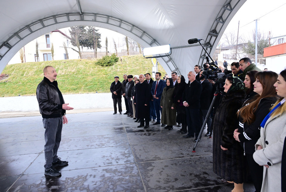 Azərbaycan Prezidenti: Bütün köçkünlər bilirdilər ki, Xocalı azad olunmayana qədər biz işimizi bitmiş hesab etməyəcəyik