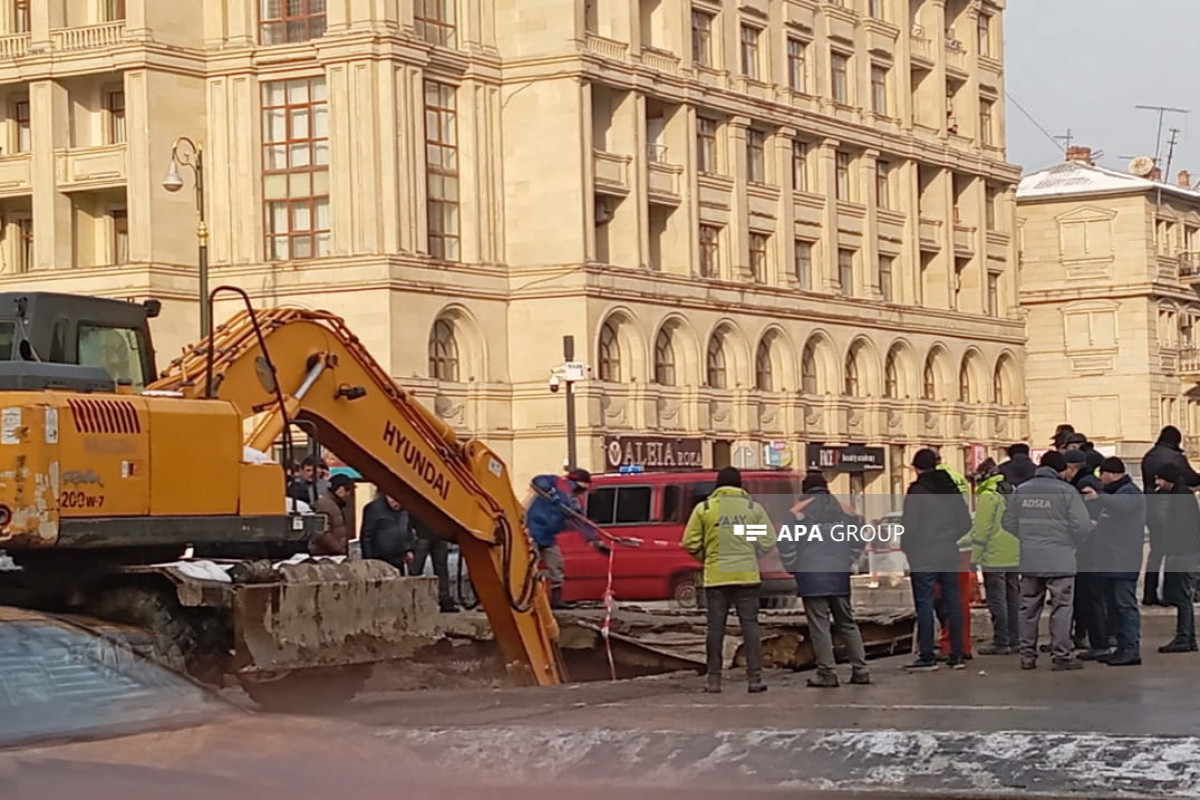 Heydər Əliyev prospektinin çökmüş hissəsində təmir işlərinə başlanılıb  - FOTO